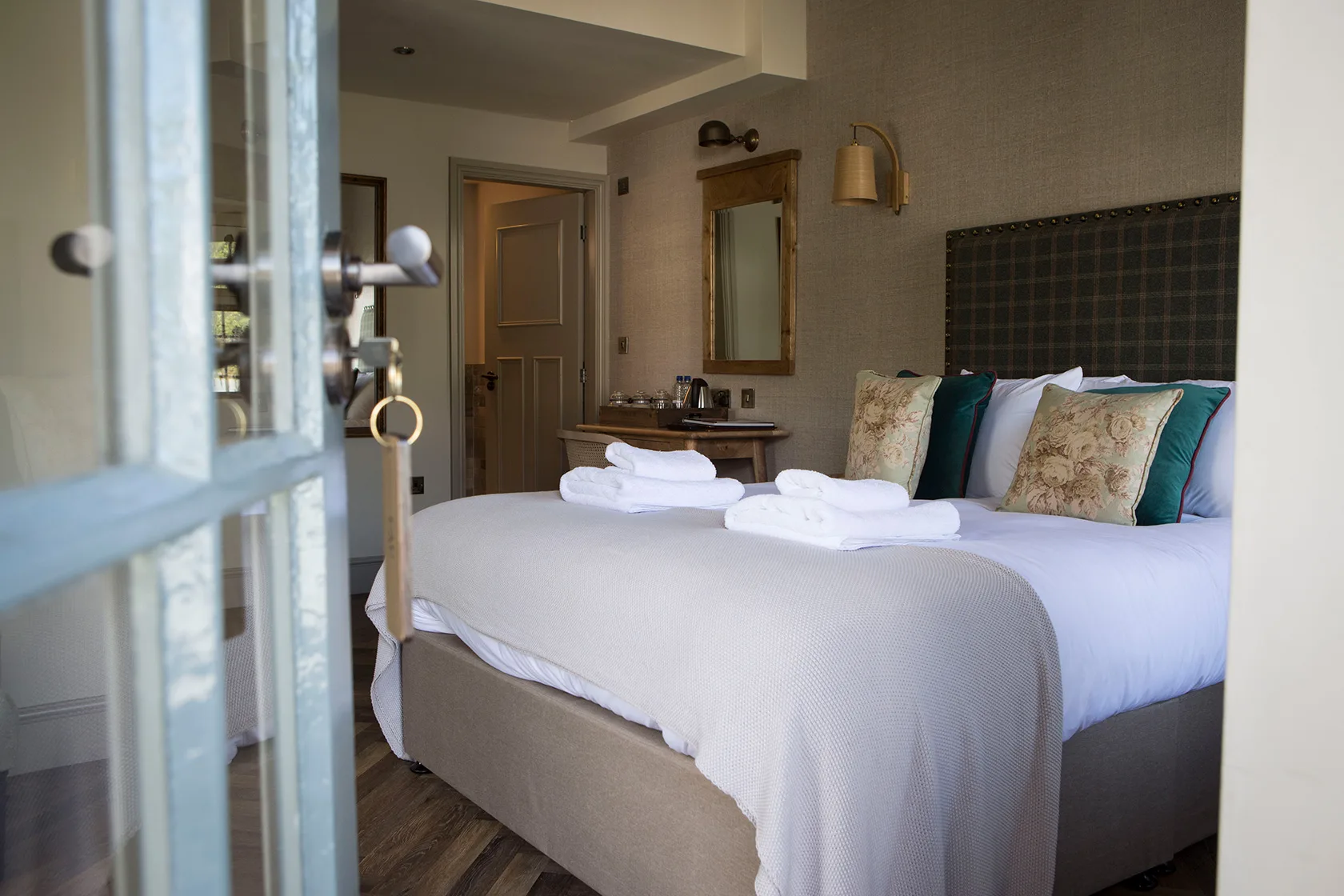 Our lodge rooms are great for cyclists and walkers looking for the best hotel close to the Mawddach trail and Barmouth